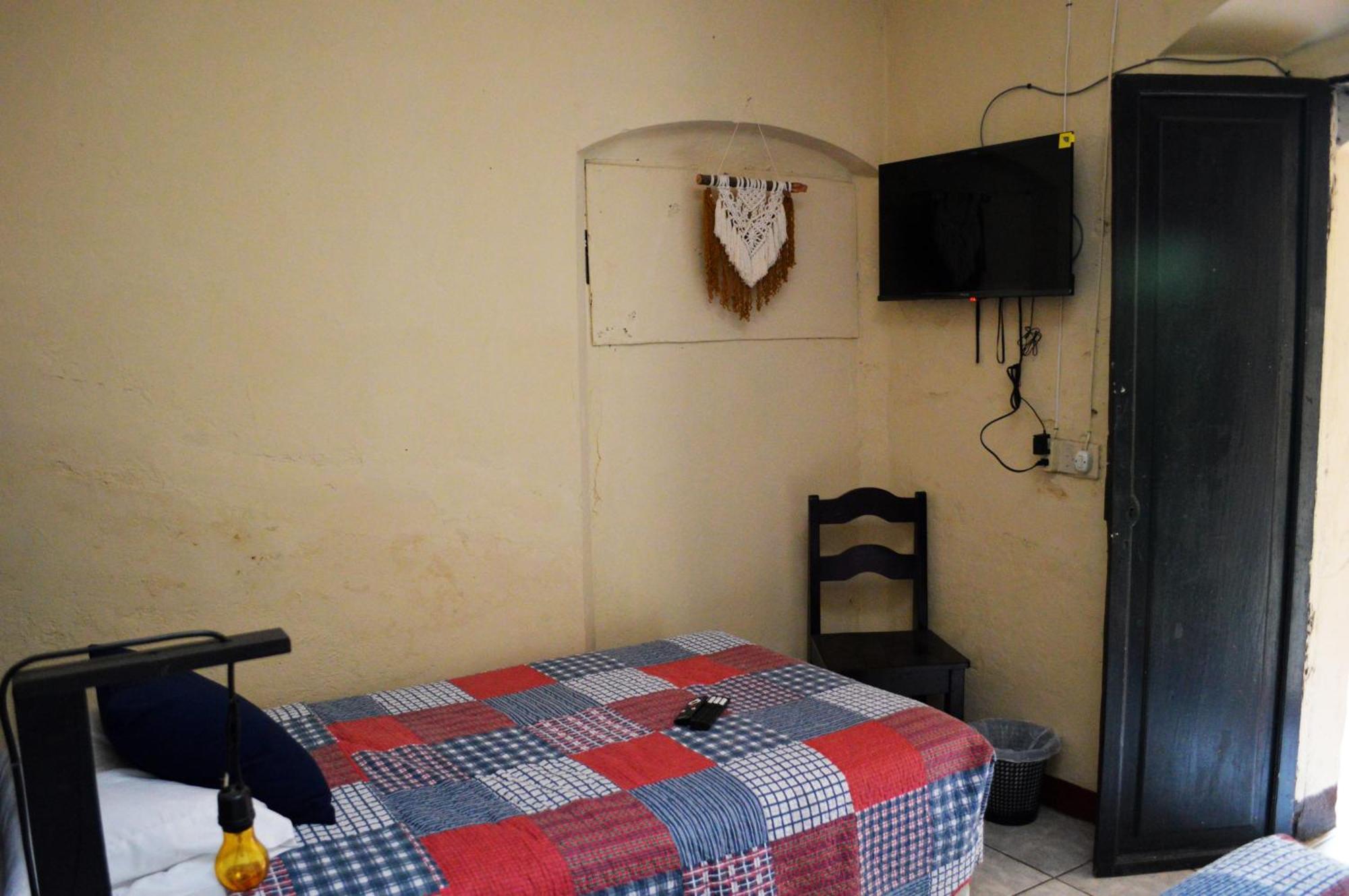 Ave Del Paraiso Guest House Antigua Dış mekan fotoğraf